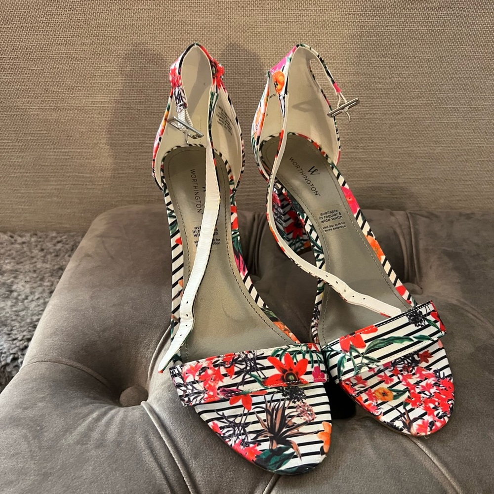 Flower heels